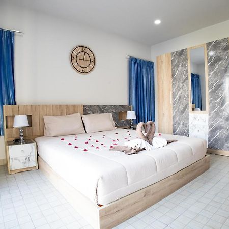 Grand View Premium Hotel Patong Kültér fotó